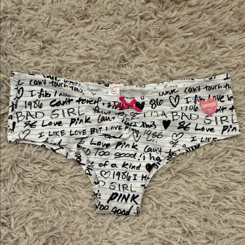 NWT True Vintage Graffiti Notebook Victoria’s Secret PINK Hipster Small